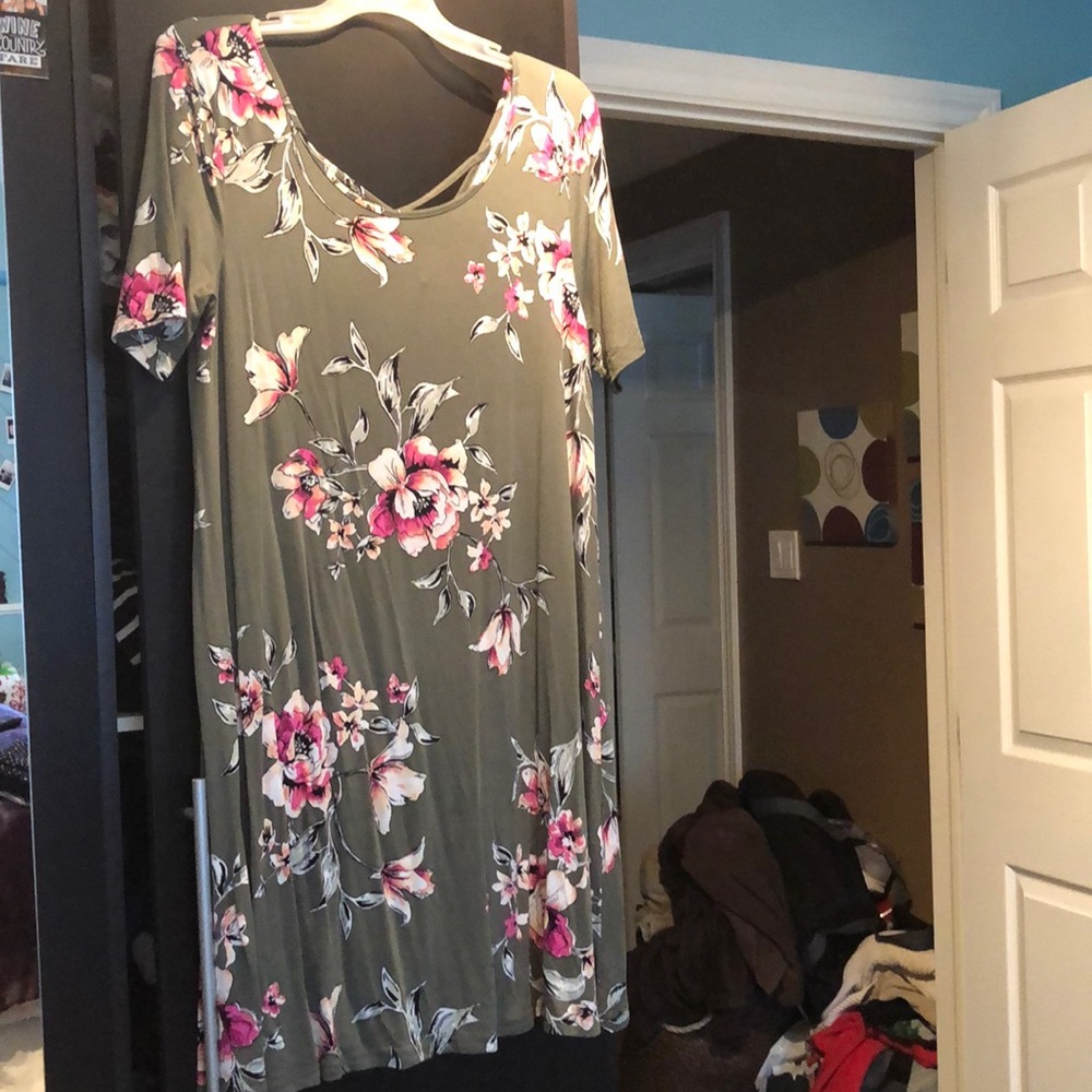 T-shirt dress